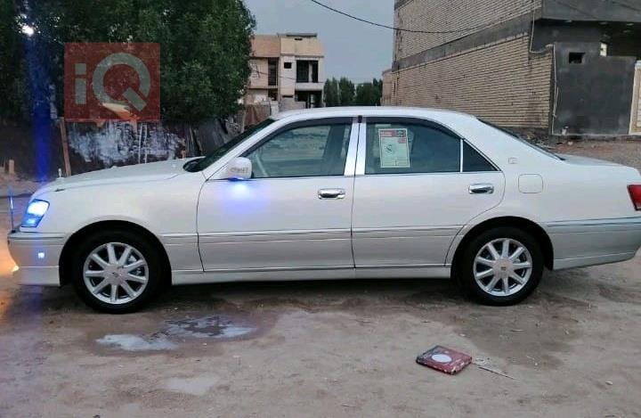 تويوتا كراون